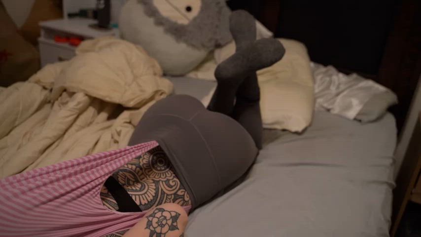 Ass porn video with onlyfans model tattsnwedgies <strong>@tattoosandwedgies</strong>