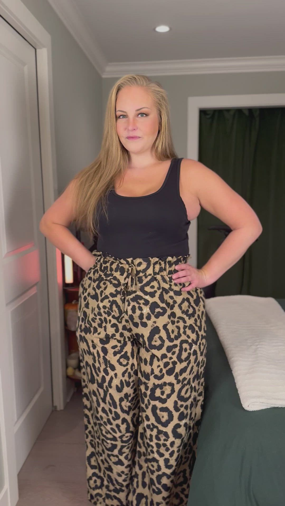 BBW porn video with onlyfans model Megan <strong>@megancgram</strong>