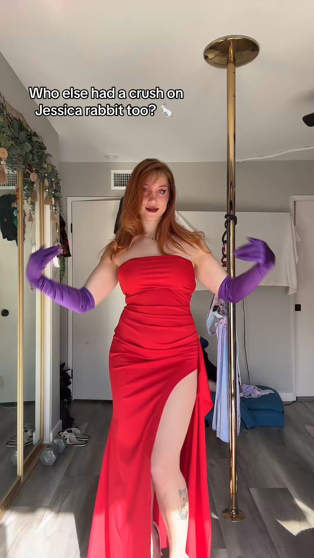 Cosplay porn video with onlyfans model aylasunshine <strong>@aylasunshinexx</strong>