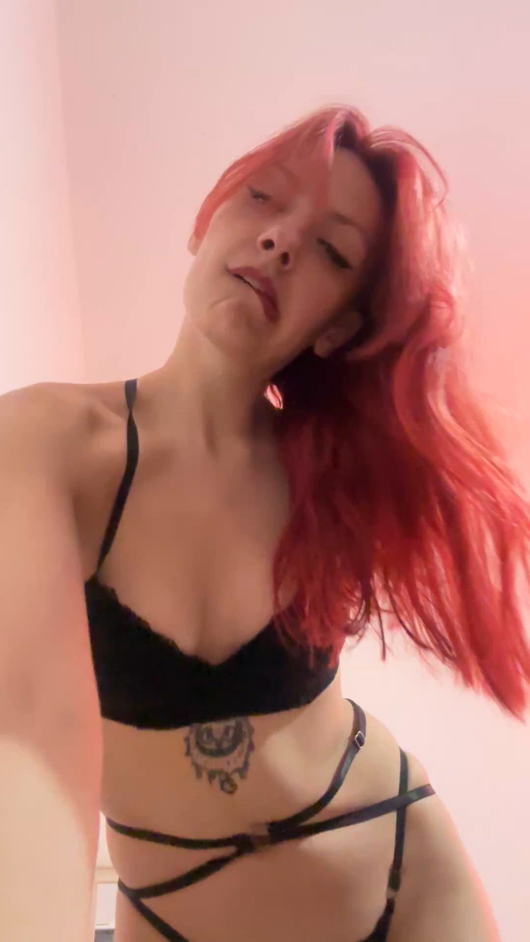 Degrading porn video with onlyfans model MadyMari <strong>@mady.mari</strong>