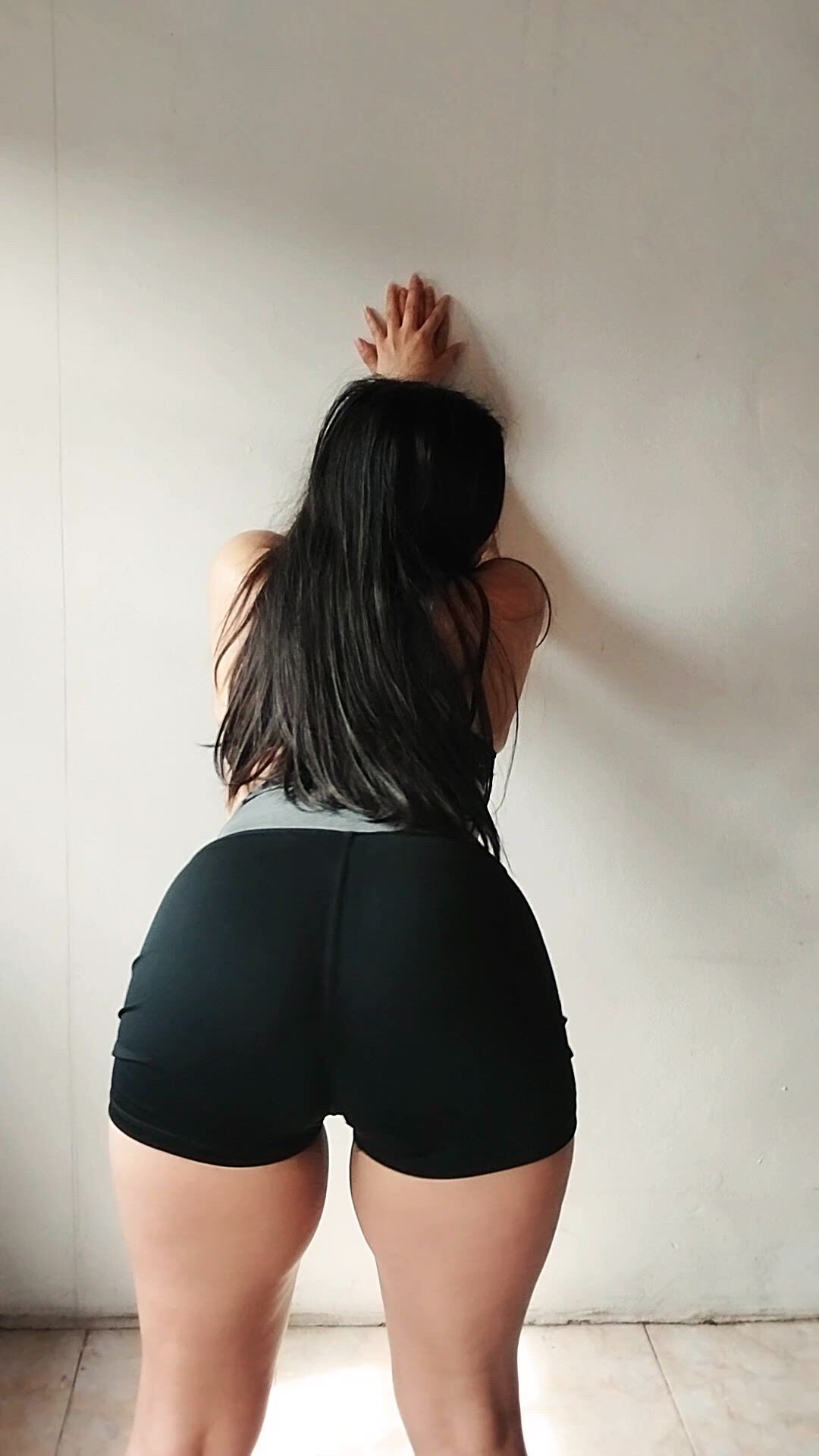 Amateur porn video with onlyfans model luliisweet <strong>@lucia_valdez</strong>