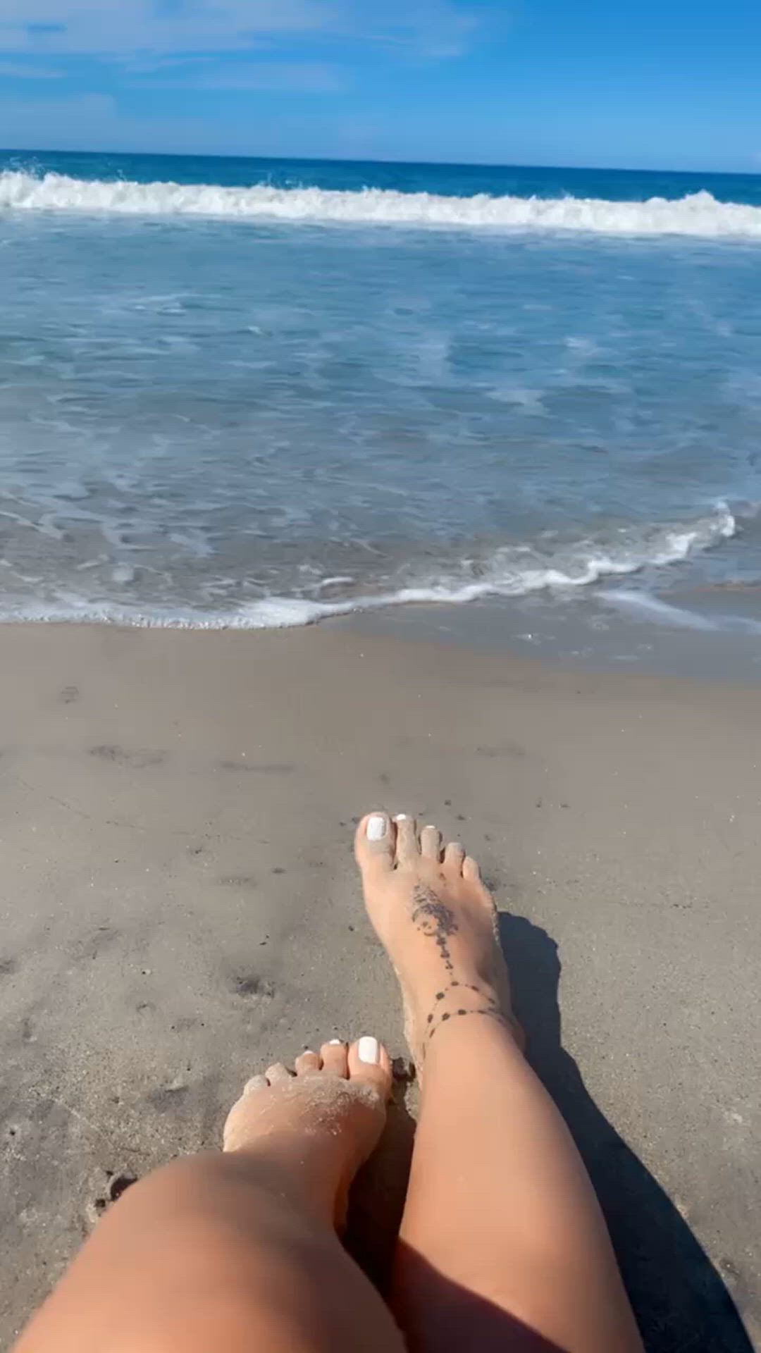 Beach porn video with onlyfans model stella_digrazia <strong>@stella_digrazia</strong>