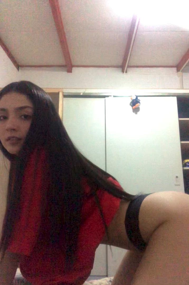 Ass porn video with onlyfans model isaflorees <strong>@isabella_flores98</strong>