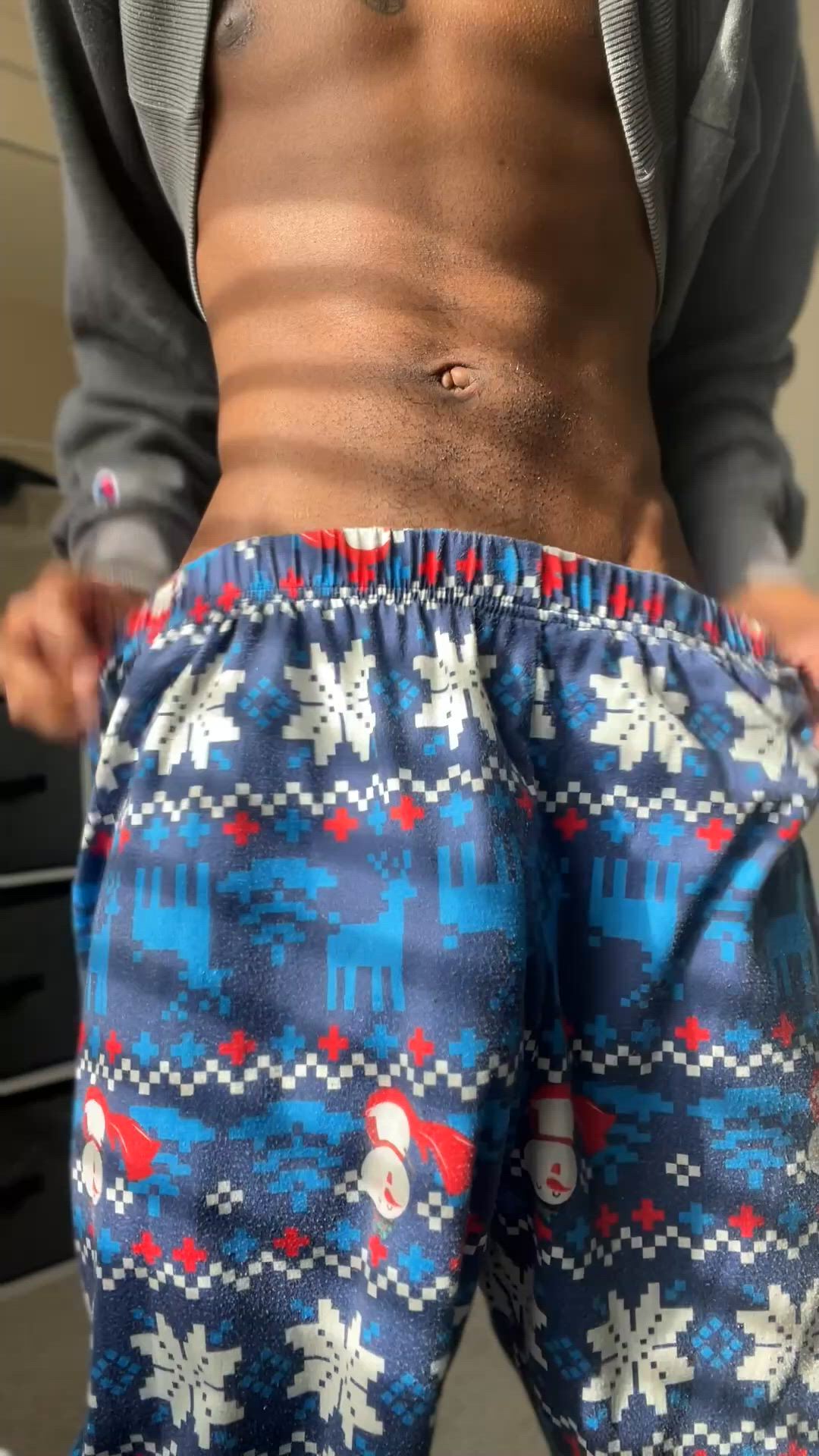 Big Dick porn video with onlyfans model zeeess2021 <strong>@hook3donit</strong>