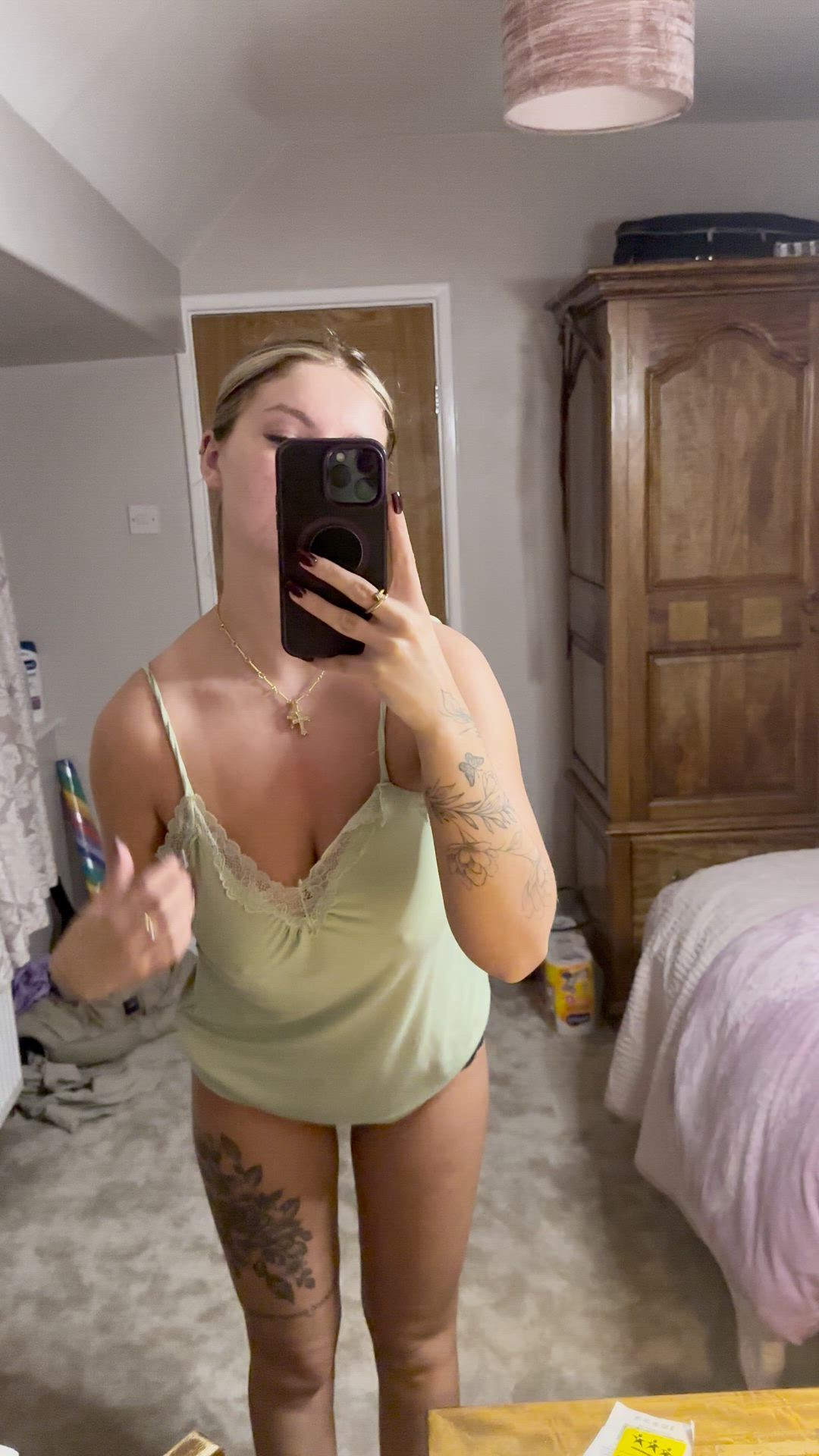 Amateur porn video with onlyfans model Sofia <strong>@itssofiabae</strong>