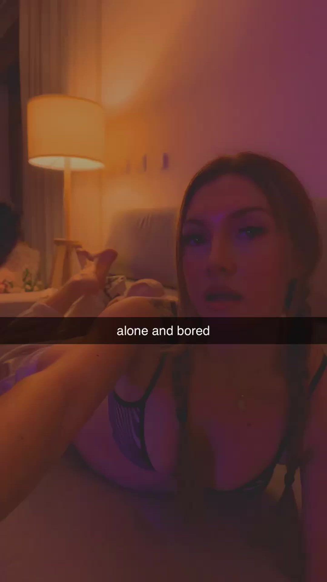 Amateur porn video with onlyfans model Callmeshyboo <strong>@filthygirlx</strong>