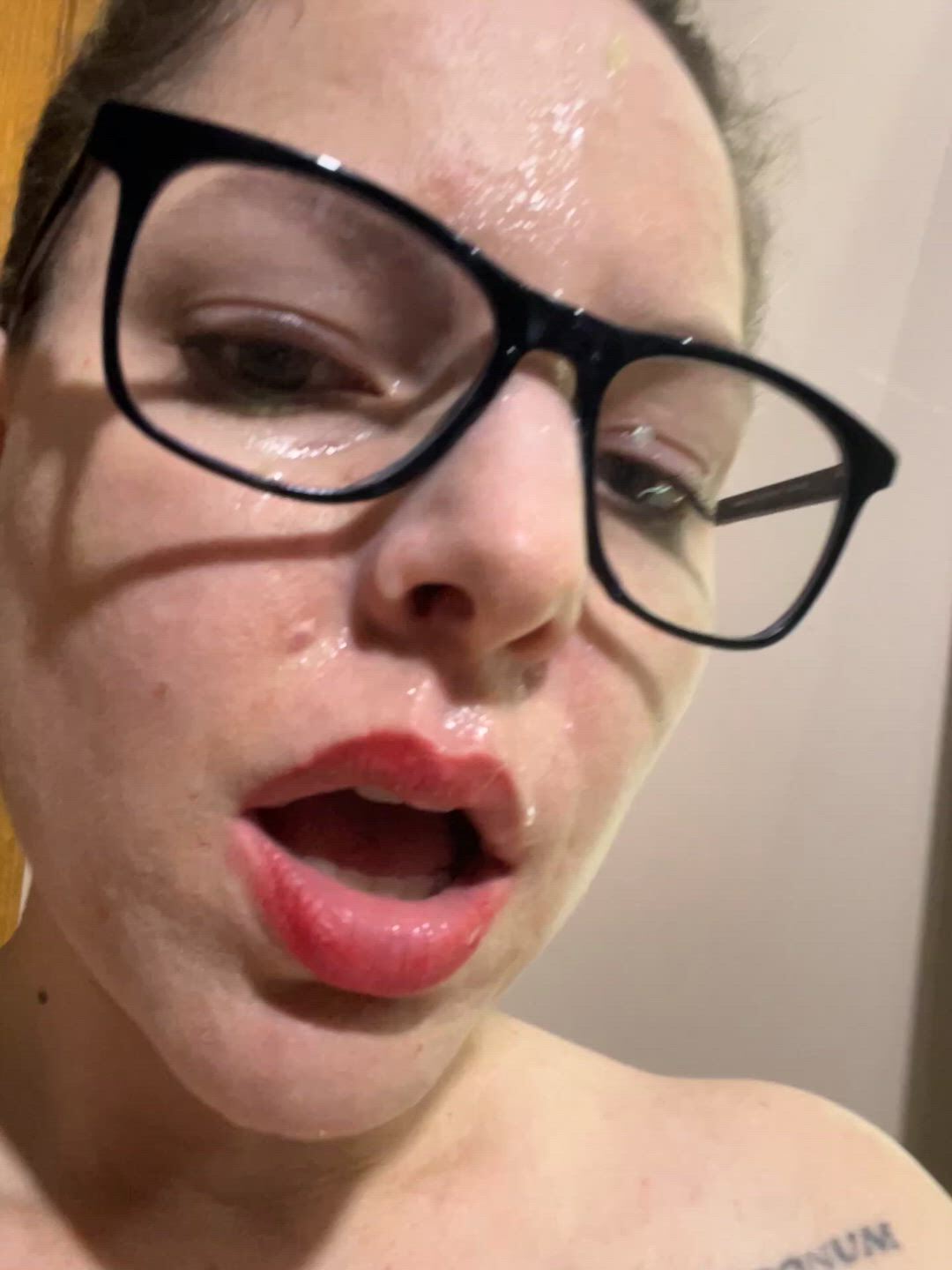 Amateur porn video with onlyfans model hogwartsheadmistress <strong>@_quinn_james</strong>