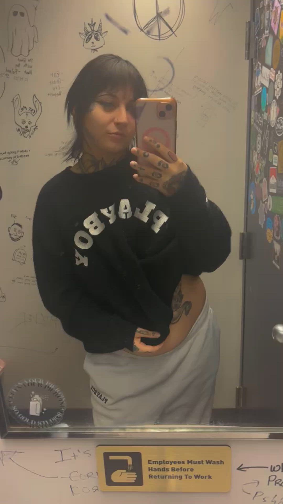 Amateur porn video with onlyfans model ashleecoffin <strong>@coffinx3</strong>