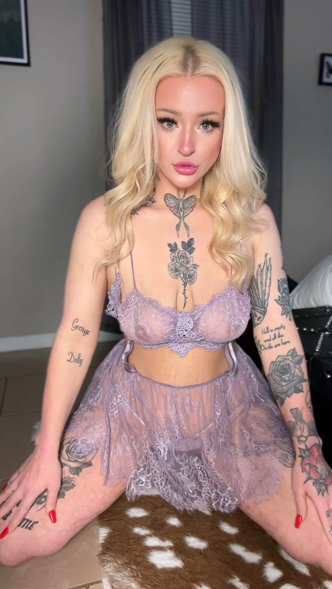 Amateur porn video with onlyfans model Caroline❤️ <strong>@blondekittycat</strong>