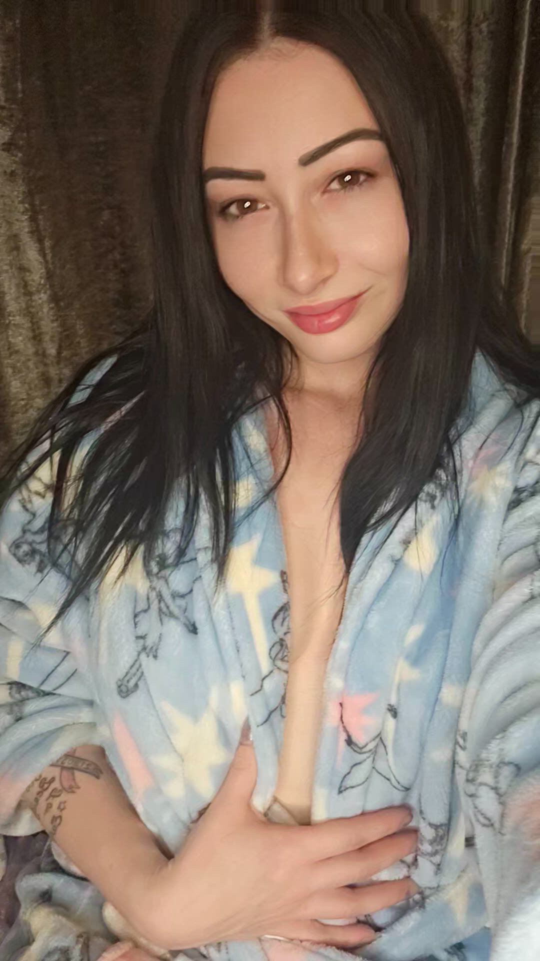 Boobs porn video with onlyfans model 6JINXX9 <strong>@badbunz69</strong>