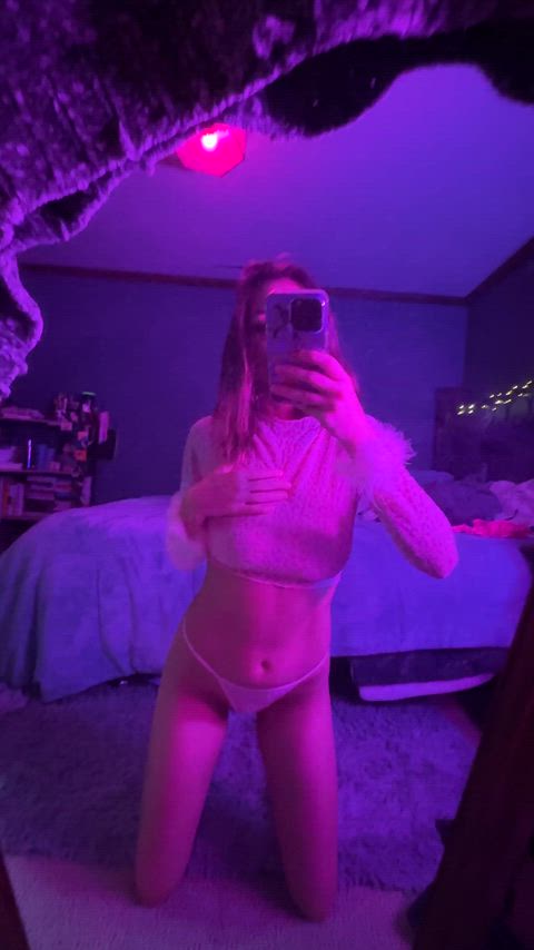 Amateur porn video with onlyfans model cherryautumn02 <strong>@autumn_always</strong>