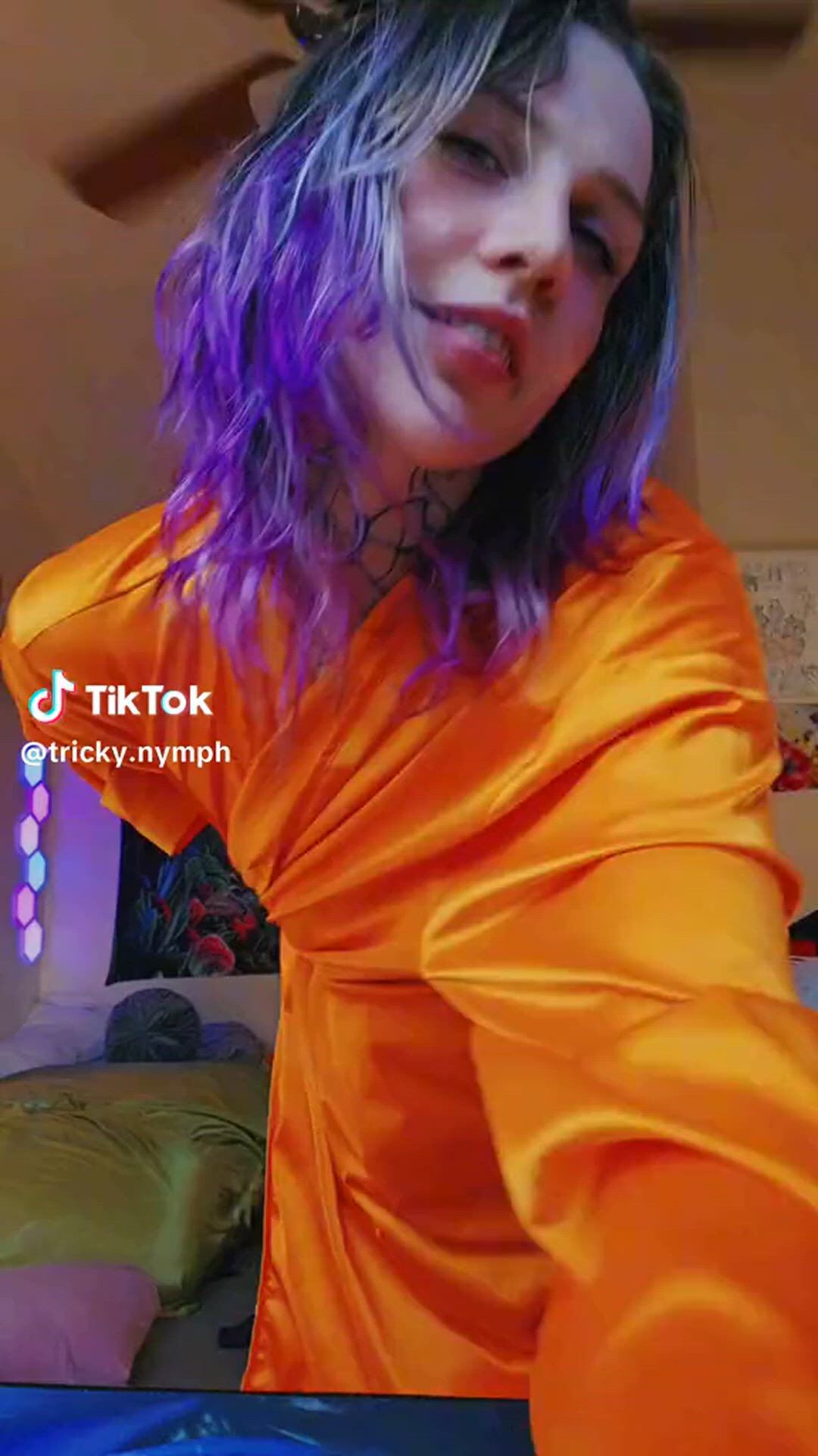 Amateur porn video with onlyfans model trickynymph <strong>@tricky_nymphxxx</strong>