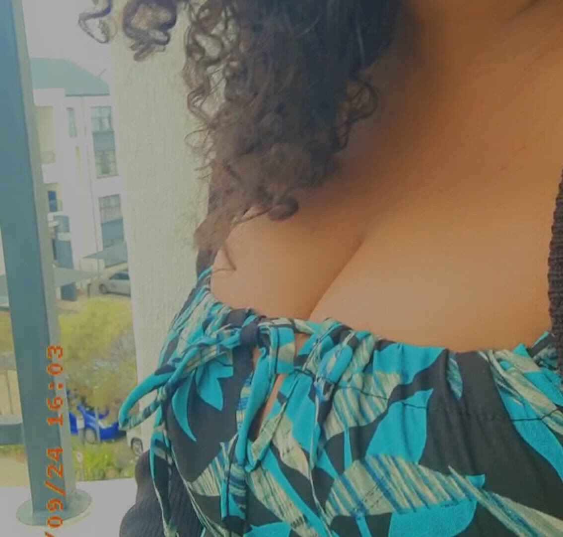 Big Tits porn video with onlyfans model hazelarabia <strong>@ms_hazelarabia</strong>