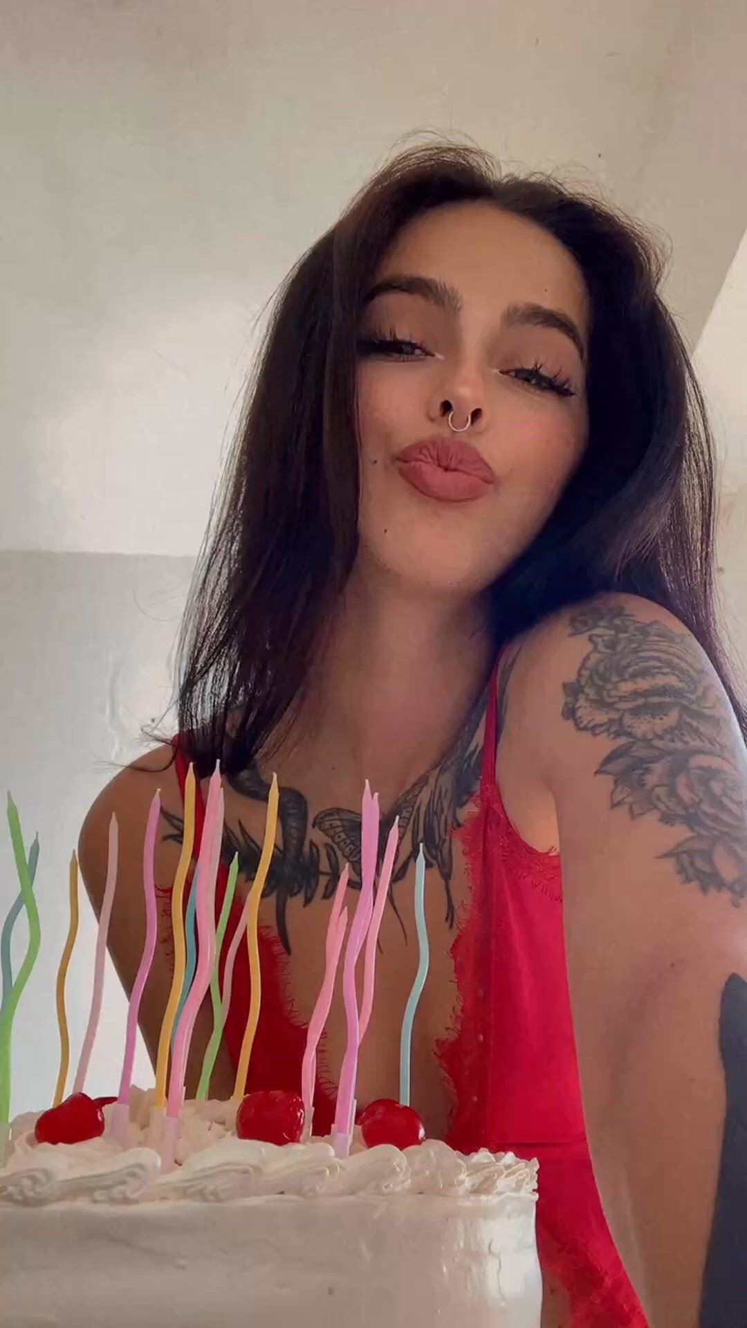 Brunette porn video with onlyfans model sophiagrace996 <strong>@greysophiaax_</strong>