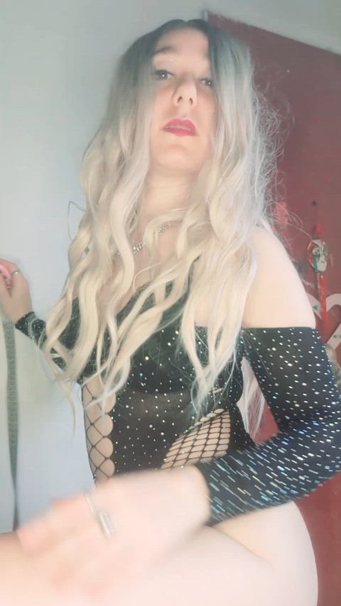 OnlyFans porn video with onlyfans model goddessmar <strong>@goddess_mar</strong>