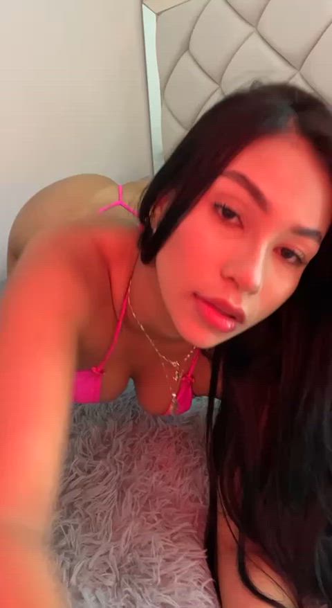 Cumshot porn video with onlyfans model charmingcarmen <strong>@carmendeseo</strong>