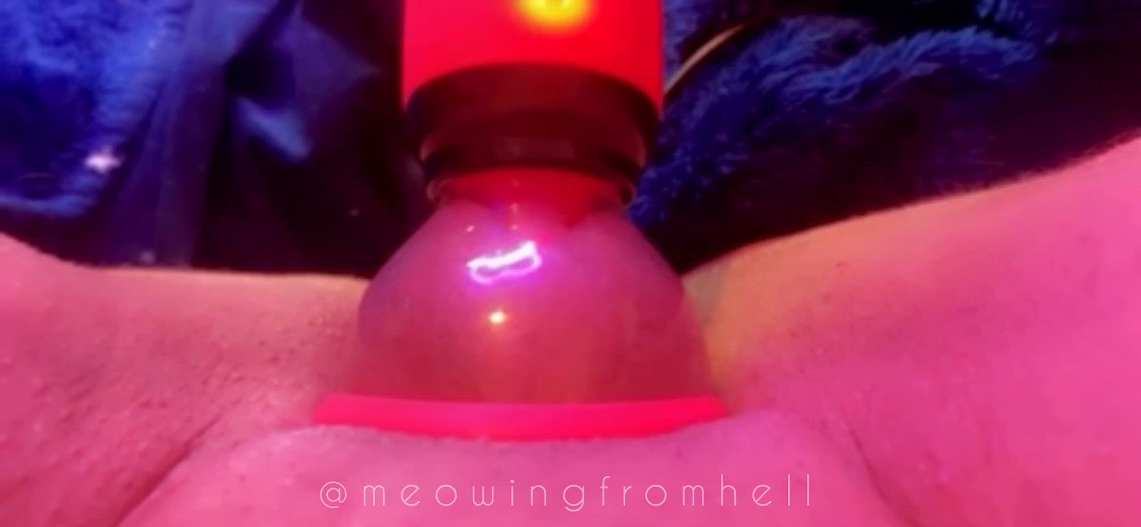 Amateur porn video with onlyfans model meowingfromhell <strong>@meowingfromhell</strong>