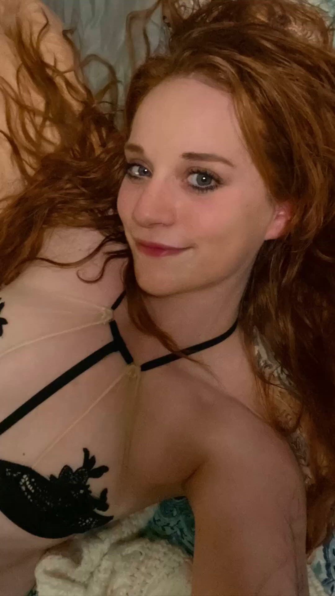 Amateur porn video with onlyfans model redhairblueeyes <strong>@redheadoceaneyes</strong>