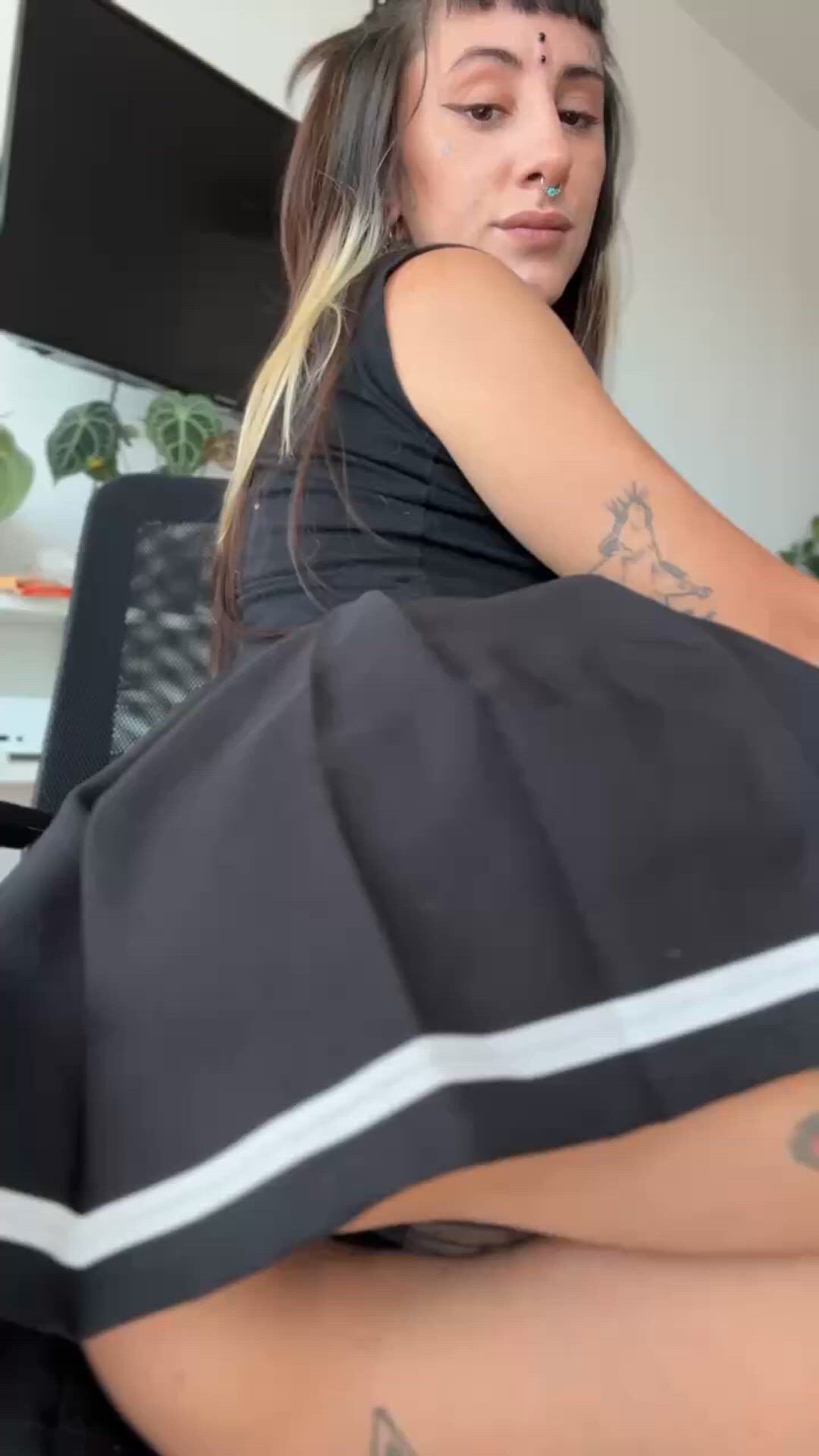 Amateur porn video with onlyfans model samisamsx <strong>@itsyagoddessaurora</strong>