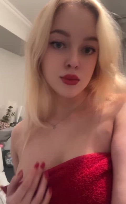 Blonde porn video with onlyfans model Angie <strong>@angie_bun</strong>