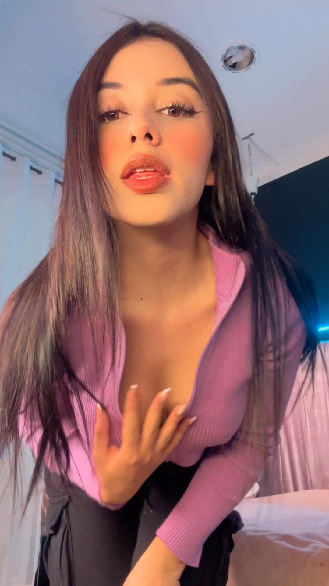 18 Years Old porn video with onlyfans model steff_london <strong>@_stefflondon</strong>