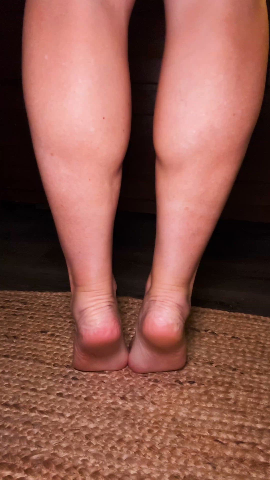 Feet porn video with onlyfans model kcharm55 <strong>@kendras_soles</strong>