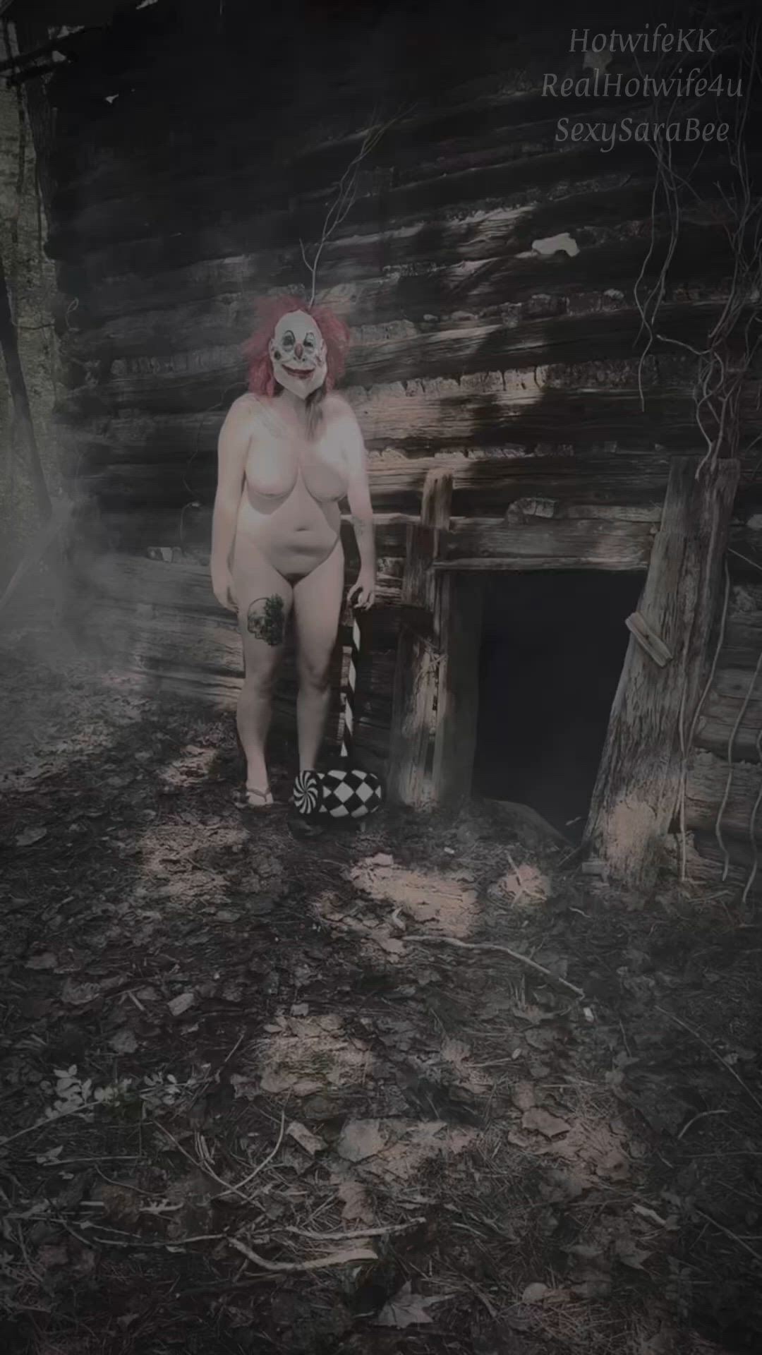 Halloween porn video with onlyfans model SexySaraBee <strong>@sexysarabee</strong>