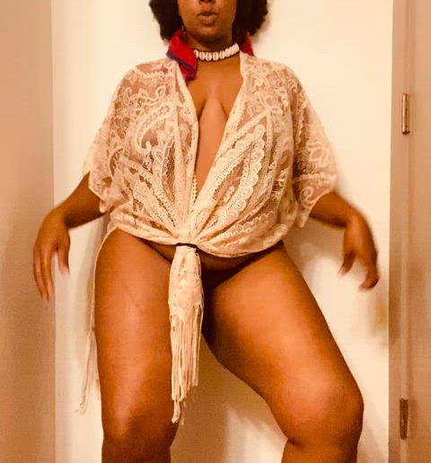 Ebony porn video with onlyfans model  <strong>@chamillesymone</strong>