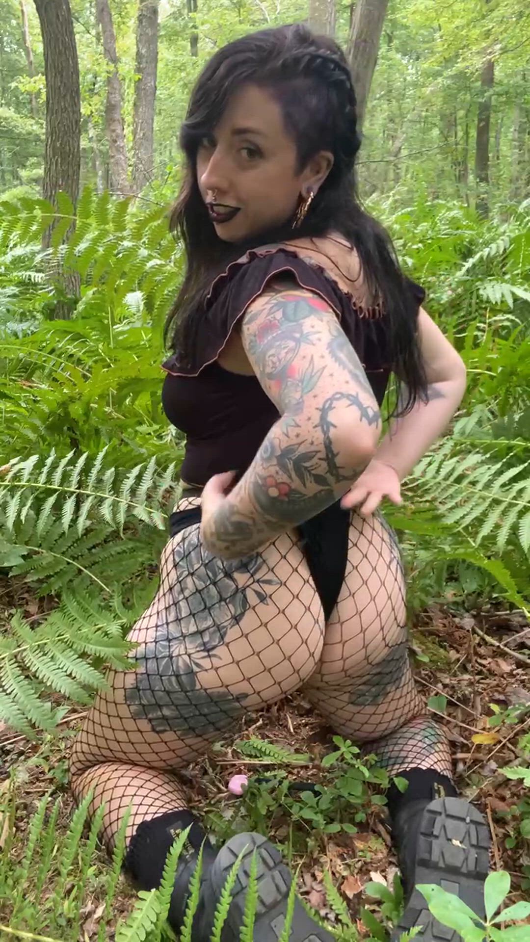 Ass porn video with onlyfans model Lauryn Rose <strong>@thegothelf</strong>