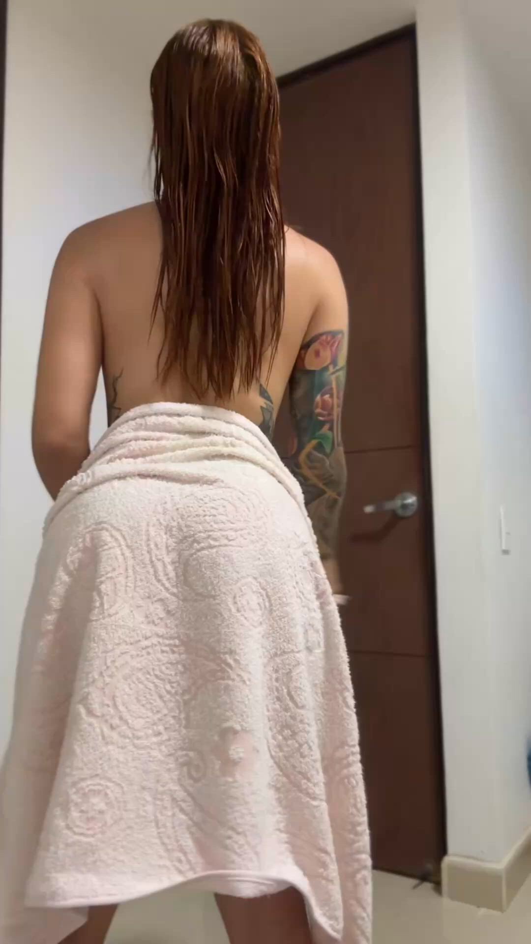 Amateur porn video with onlyfans model justselene10 <strong>@selenecano</strong>