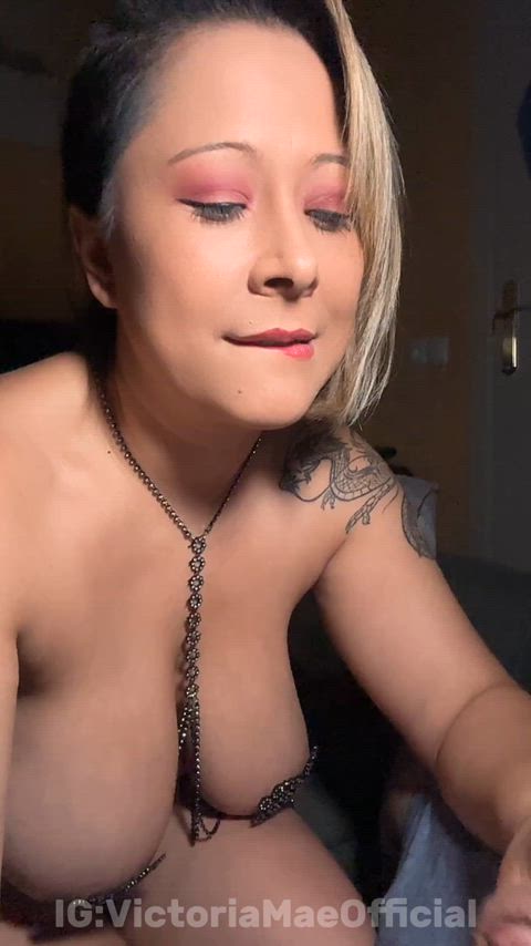 Blowjob porn video with onlyfans model VictoriaMae <strong>@victoriamae.tv</strong>