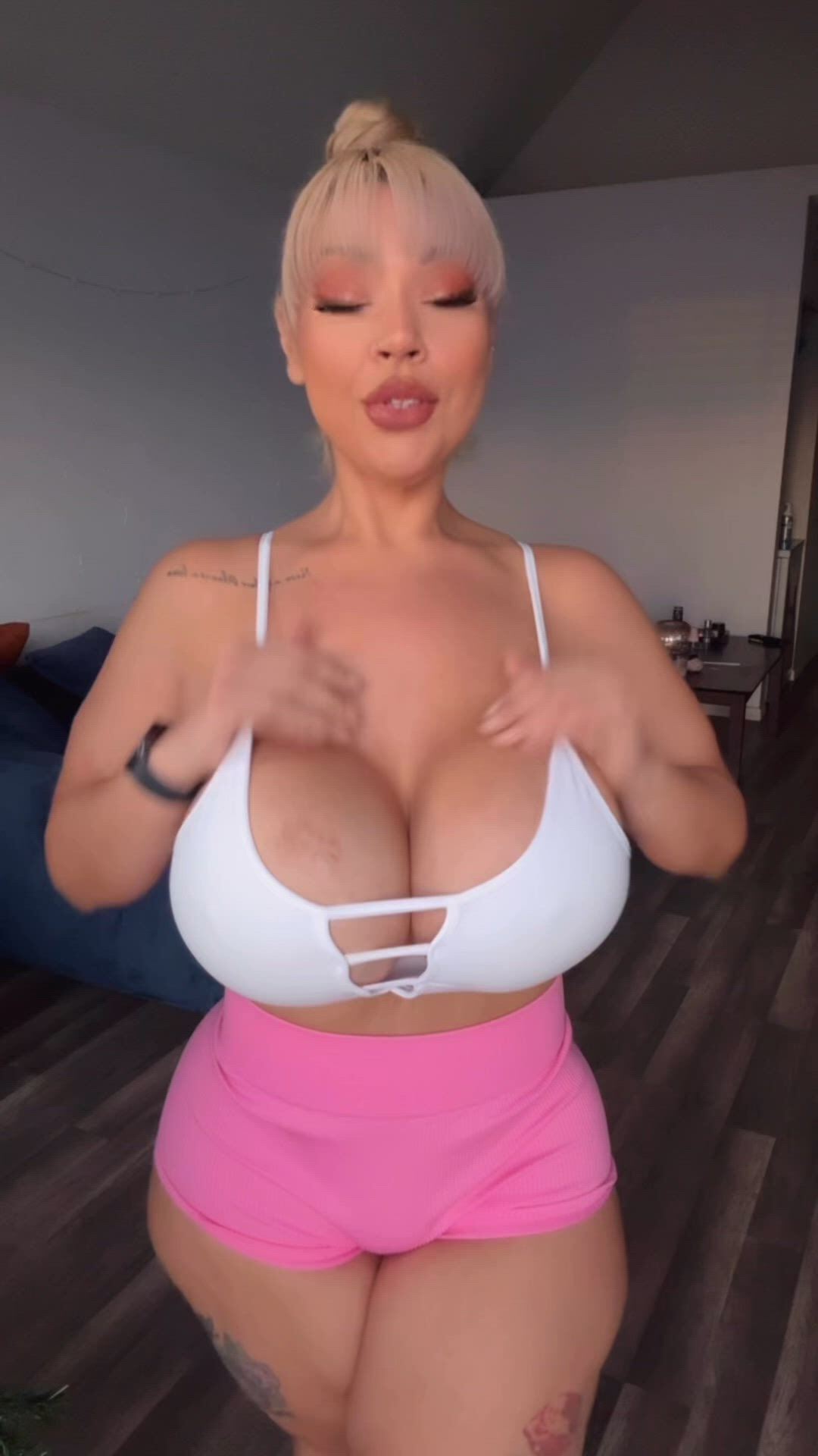 Big Tits porn video with onlyfans model Angel Luv <strong>@angel_luvx</strong>