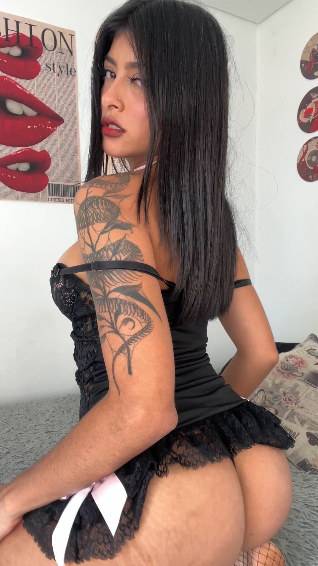 Ass porn video with onlyfans model succubuusdevill <strong>@danc3withd3vil</strong>