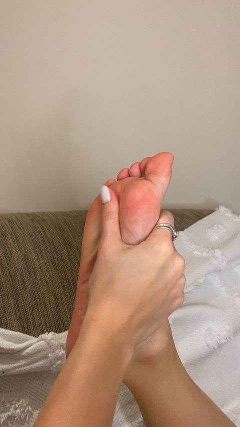 Feet porn video with onlyfans model Zara <strong>@spicyzara</strong>