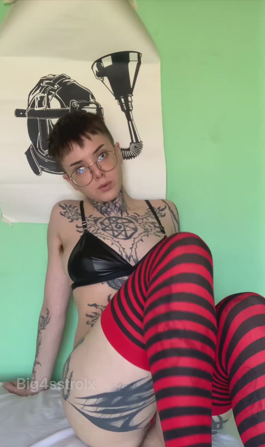 Knee High Socks porn video with onlyfans model big4sstrolx <strong>@big4sstrolx</strong>