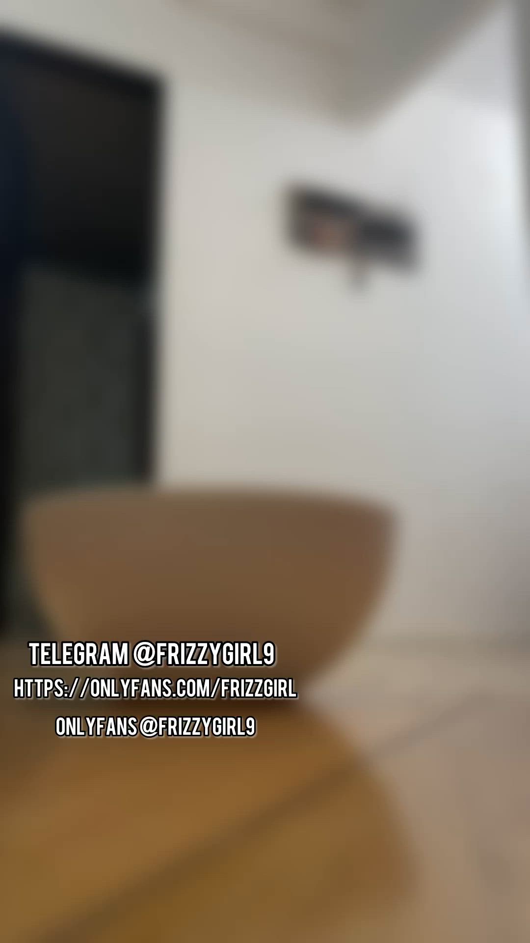 Amateur porn video with onlyfans model frizzygirl9 <strong>@frizzygirl9</strong>