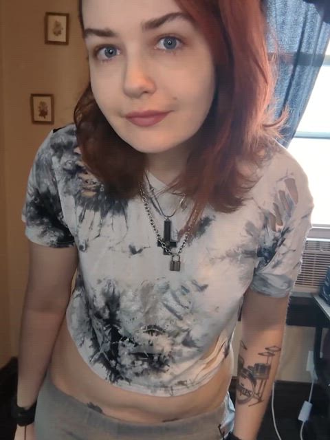 Tits porn video with onlyfans model PhoenixxCreates <strong>@aphoenixinflames</strong>