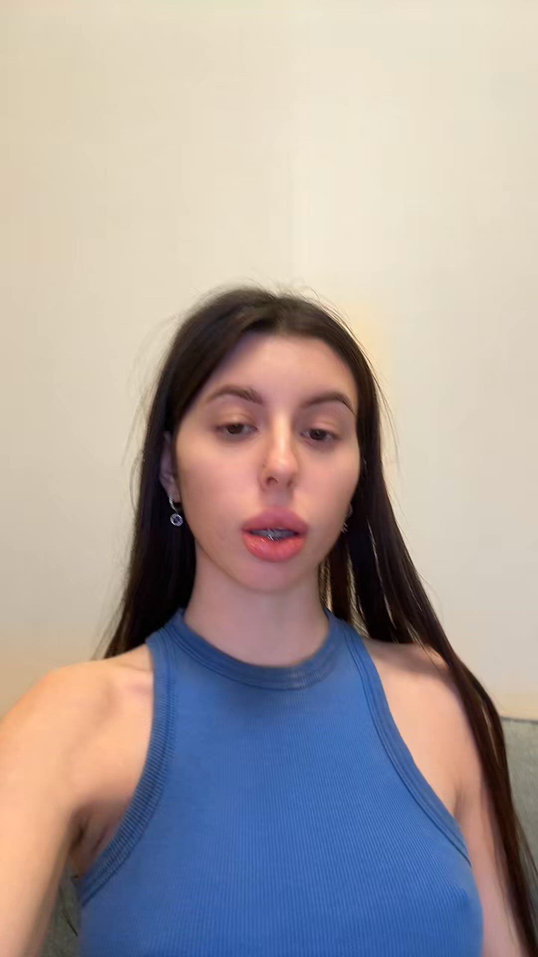 18 Years Old porn video with onlyfans model sunnyjully <strong>@julietagol</strong>