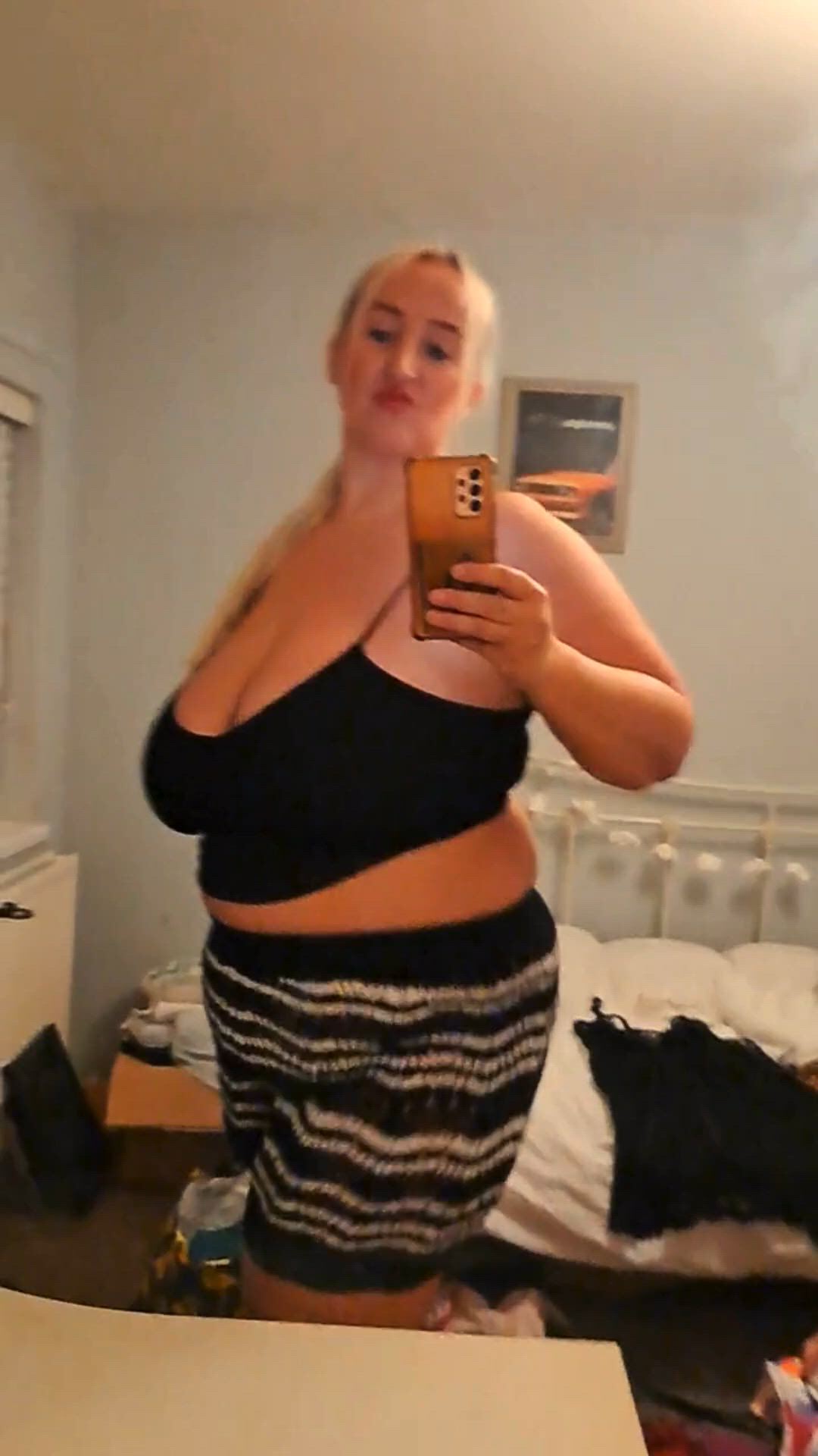 Clothed porn video with onlyfans model Big cristal <strong>@cristalbbw</strong>