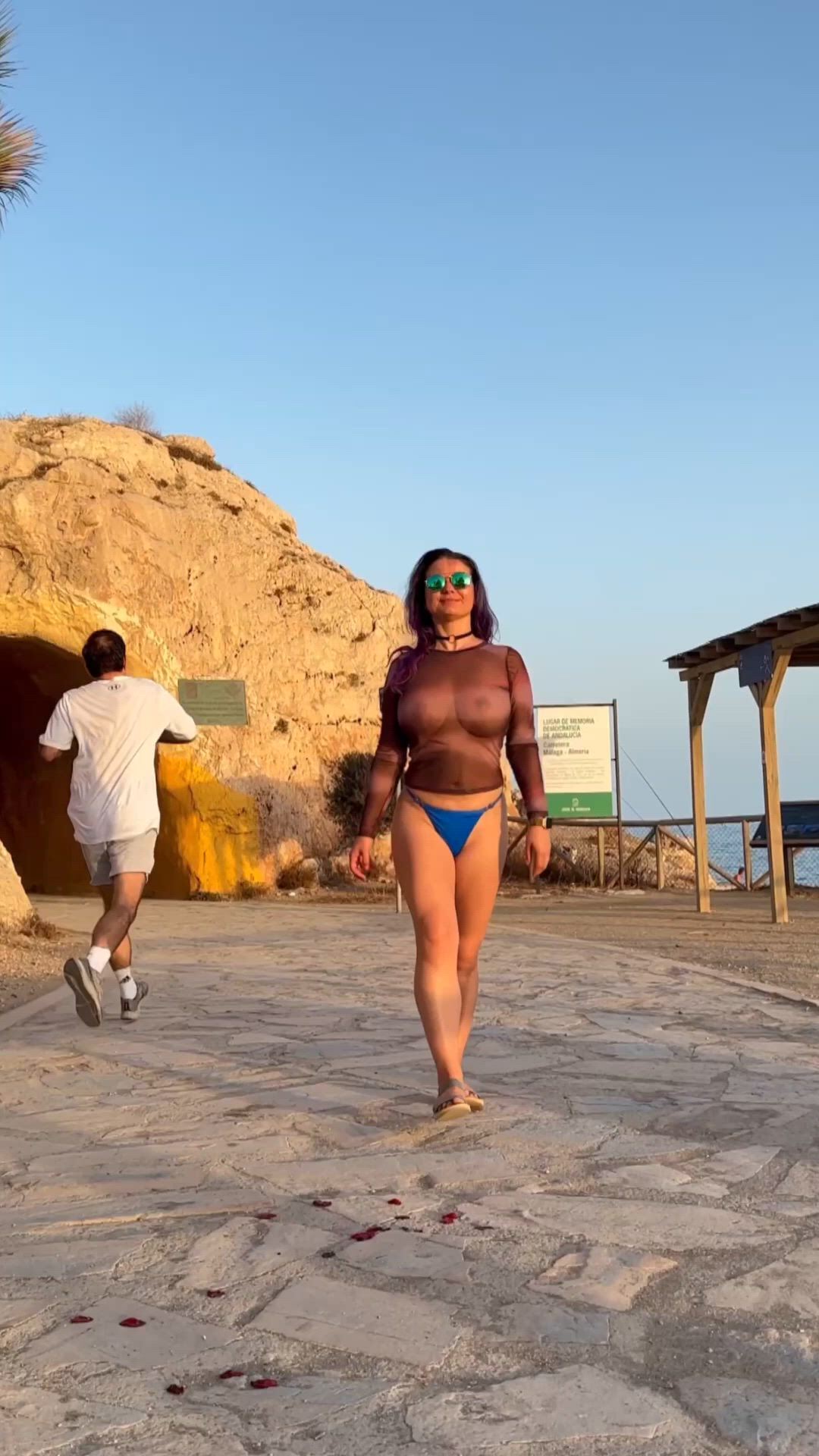 Beach porn video with onlyfans model FreelyKaty <strong>@freelykaty</strong>