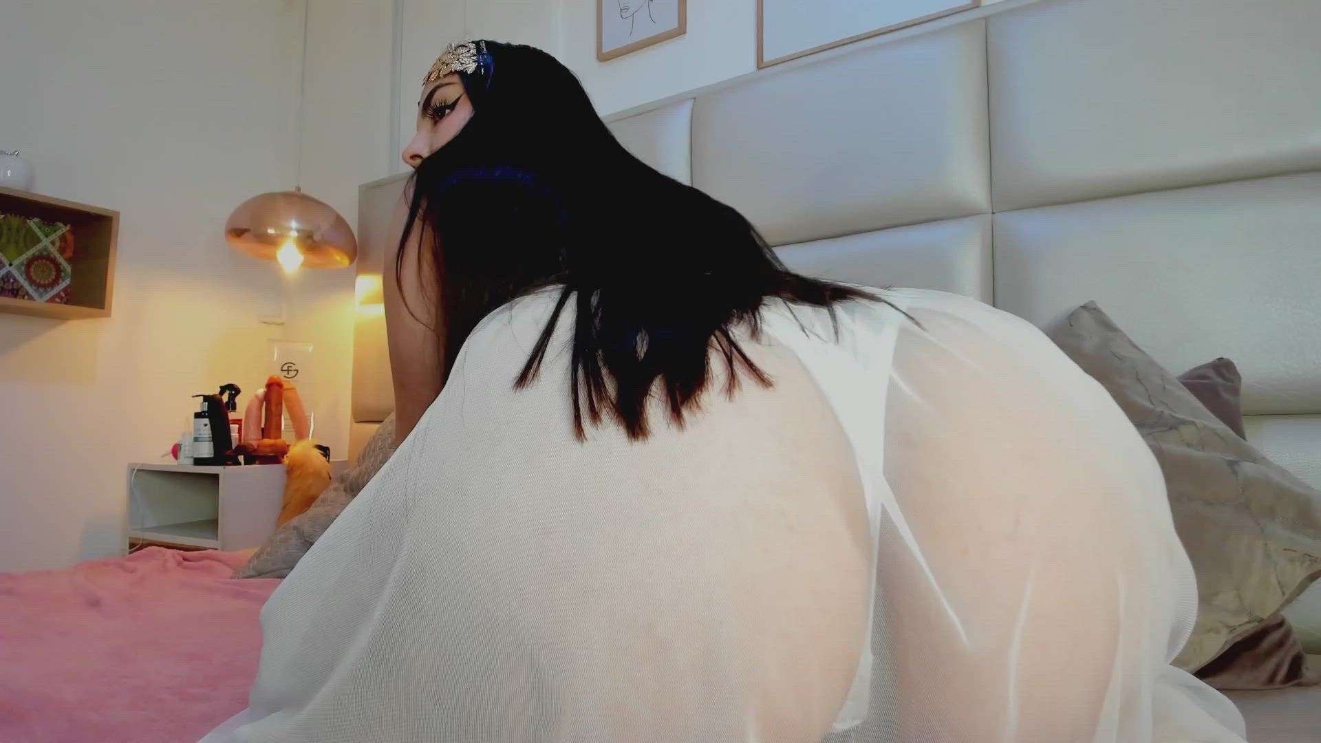 Big Ass porn video with onlyfans model Tina-Fox <strong>@tina_foxx_</strong>