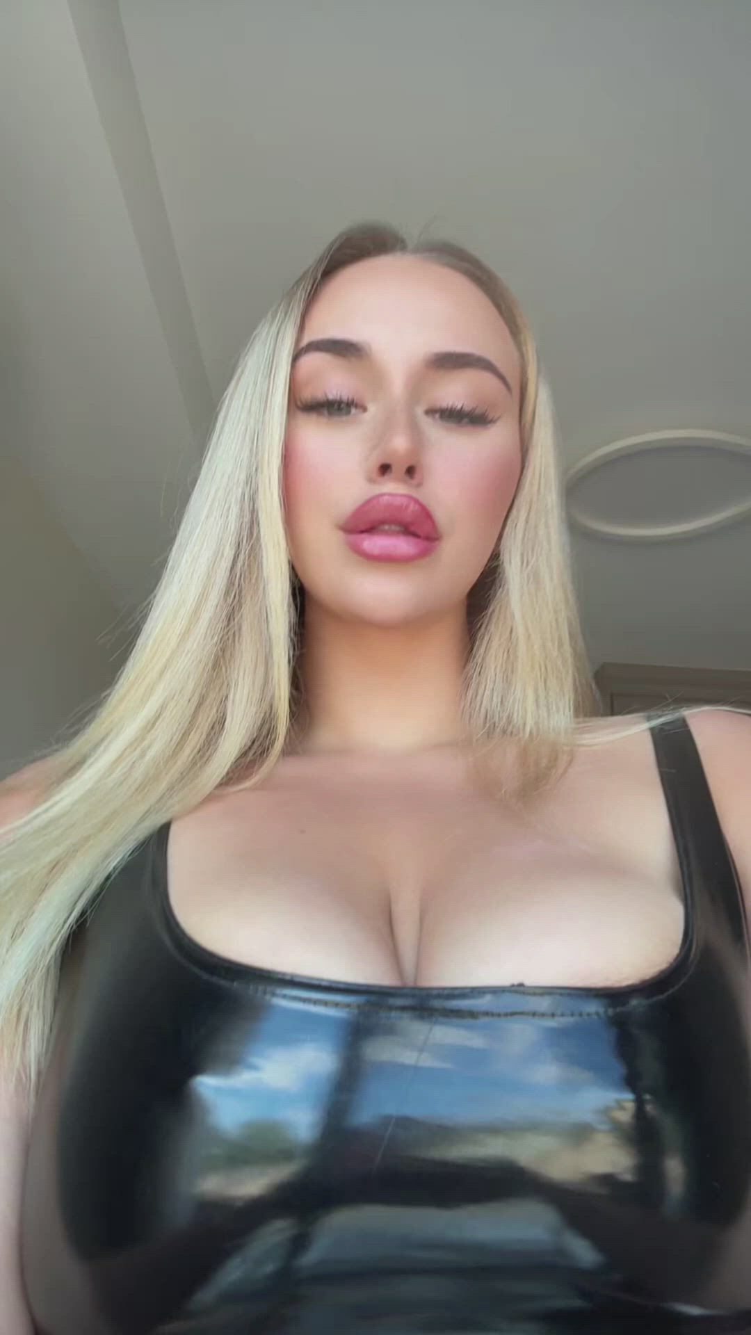 Big Tits porn video with onlyfans model Ava <strong>@avamoss</strong>