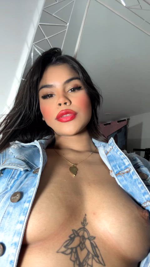 Amateur porn video with onlyfans model Mia Gutierrez <strong>@miagutierrez_1</strong>