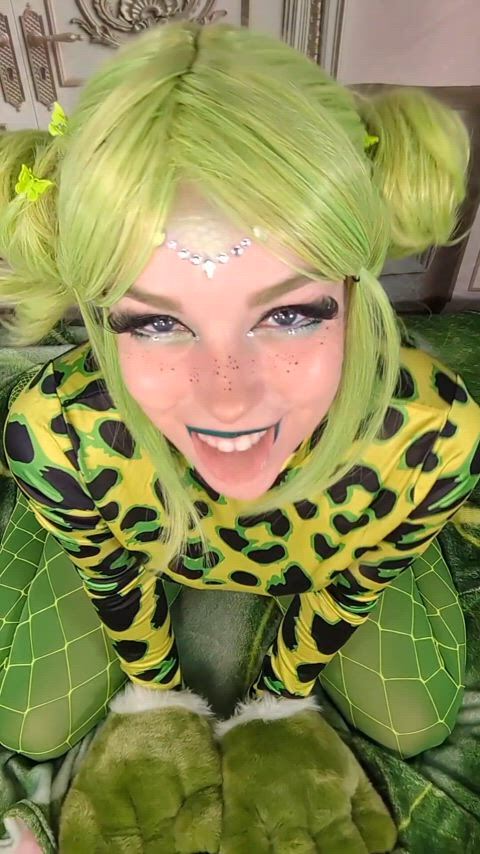 Ahegao porn video with onlyfans model mrspineapple <strong>@mrs_pineapple17</strong>