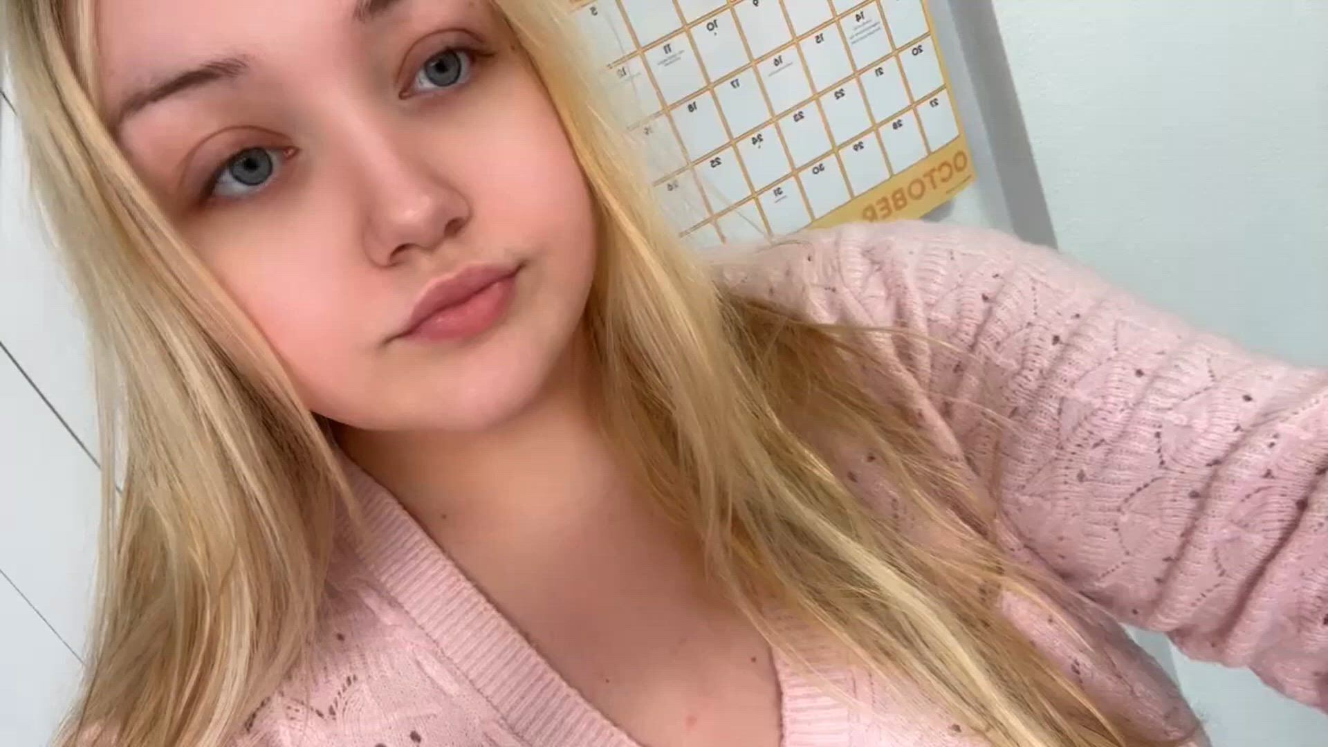 Amateur porn video with onlyfans model  <strong>@poutprincessxx</strong>