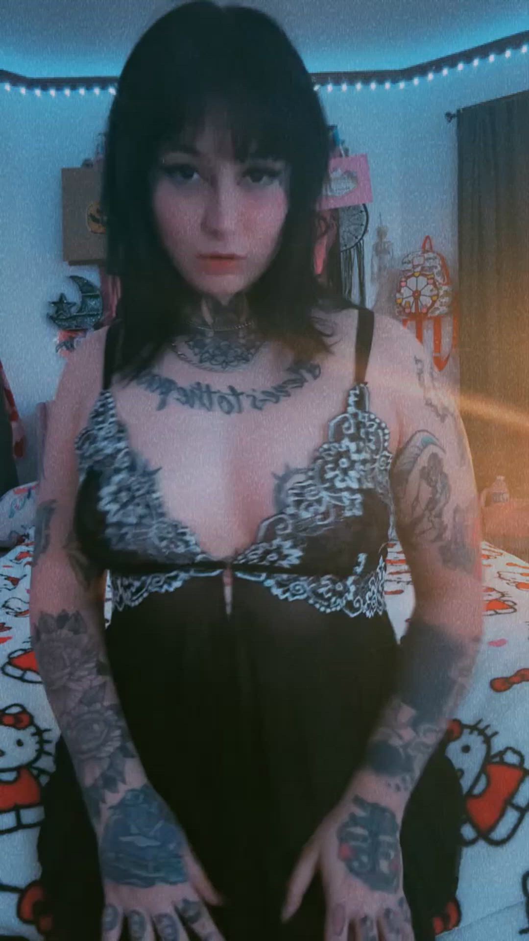 Amateur porn video with onlyfans model ashleecoffin <strong>@coffinx3</strong>