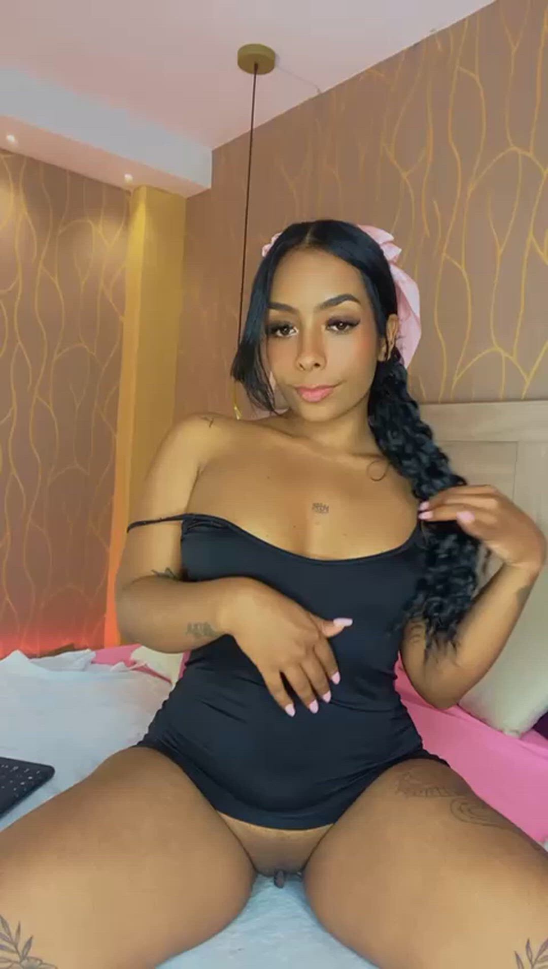 Big Tits porn video with onlyfans model Lizziierose <strong>@iamlizz_1</strong>