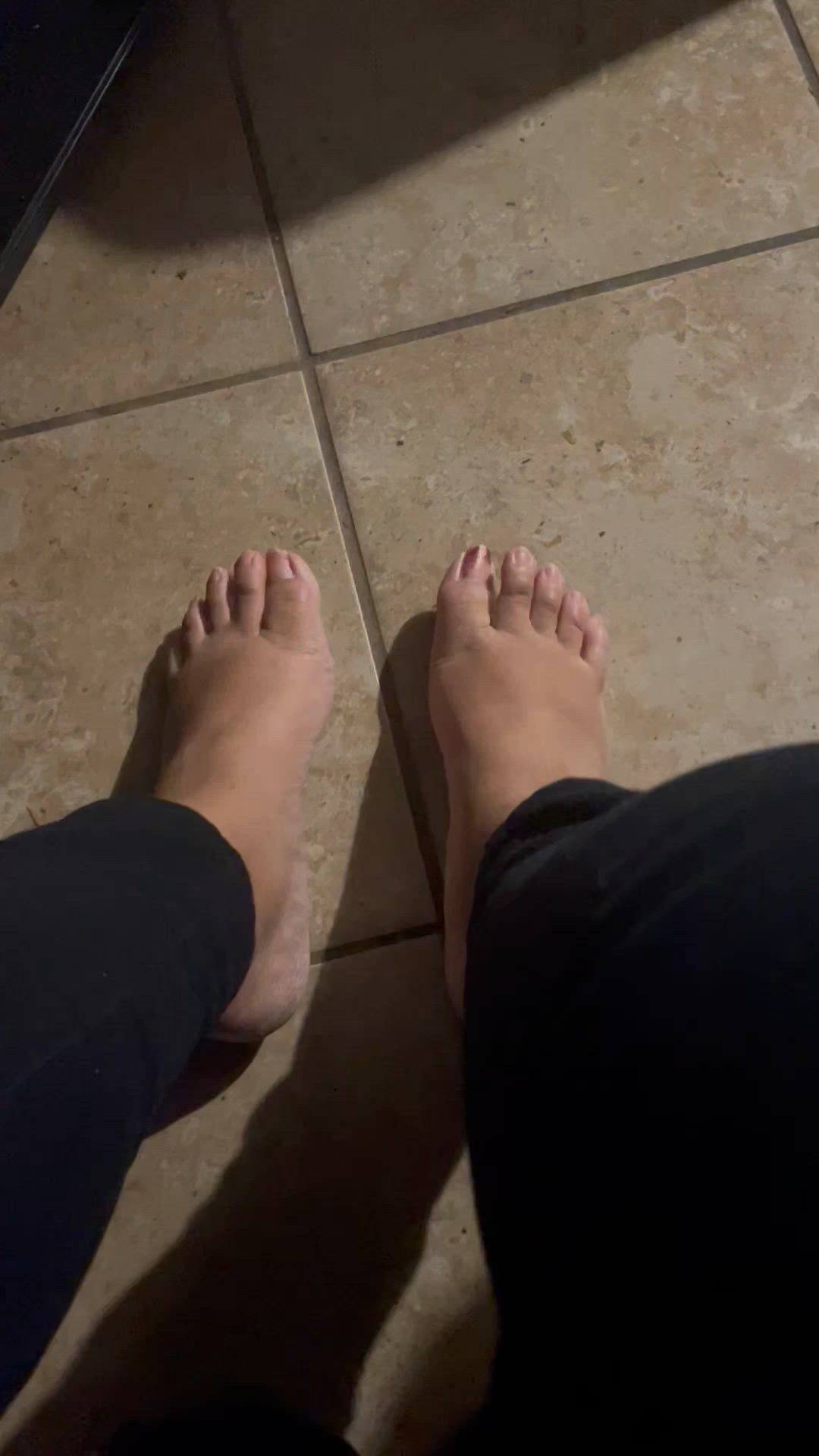 Feet porn video with onlyfans model goddesstiara97 <strong>@goddesstiara97</strong>