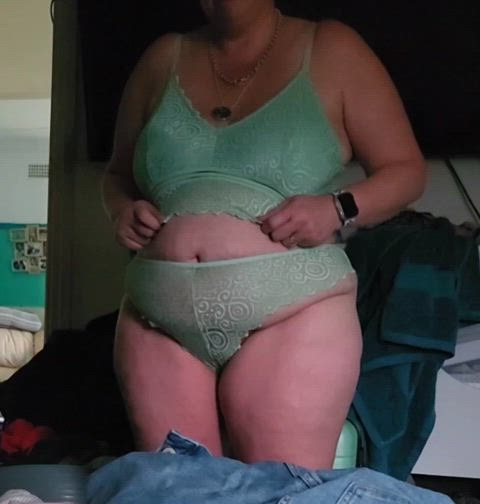 Big Tits porn video with onlyfans model Chubbymummy3434 <strong>@chubbymummy3434</strong>