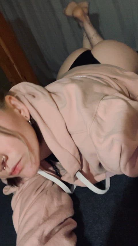 Ass porn video with onlyfans model femdomwillowfarts <strong>@w_illow</strong>